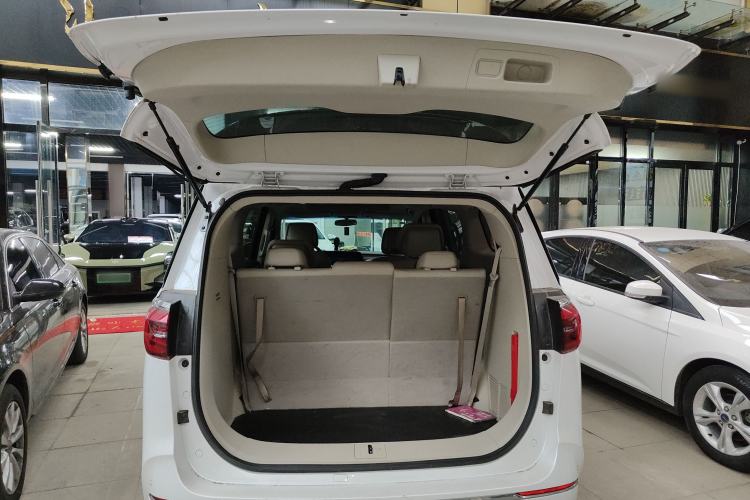 Used Buick GL8 2023 ES Lu Zun Comfort Model
