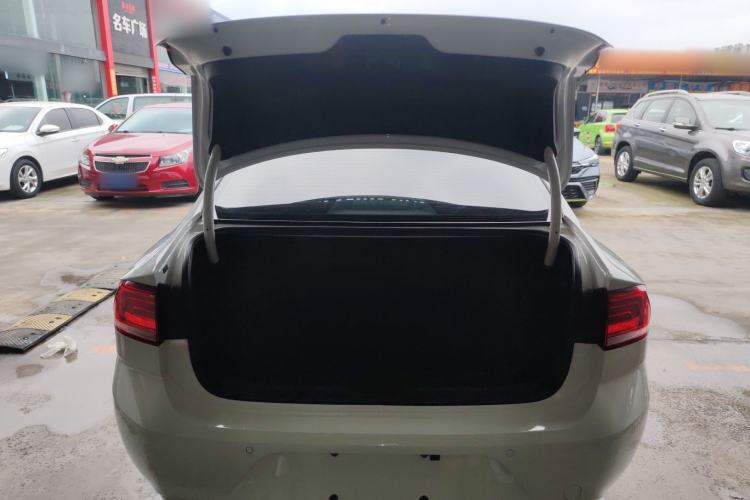 Used Volkswagen Lamando 2018 230TSI DSG Fashion Edition
