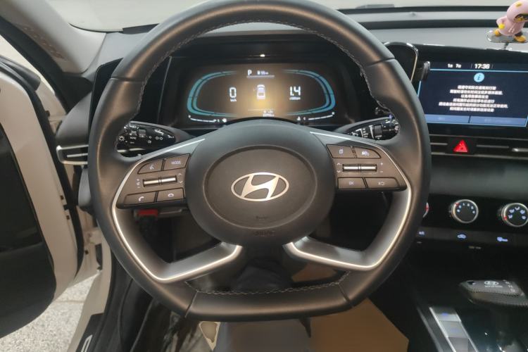 Used Hyundai Elantra 2023 1.5L CVT GLX Elite Edition
