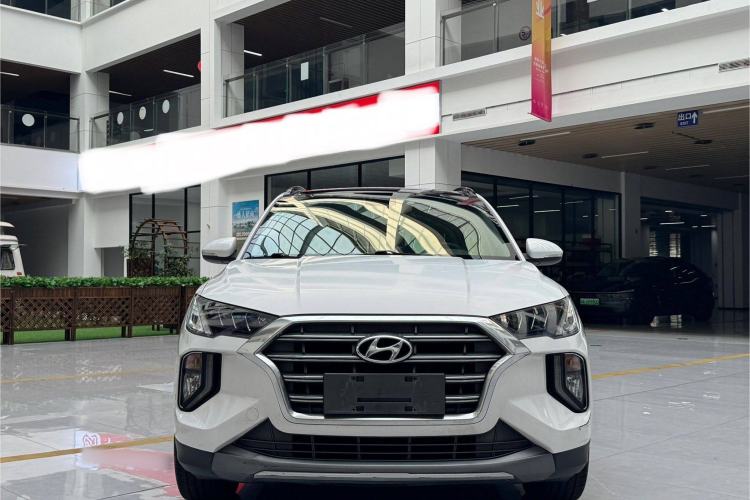 Used Hyundai Tucson 2019 280TGDi Dual-Clutch Two-Wheel Drive Fashion Edition China VI Standard