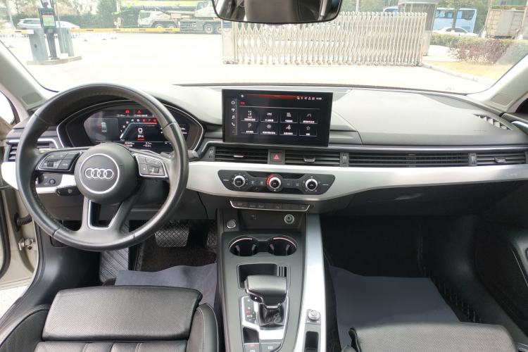 Used Audi A4L 2022 40 TFSI Fashion Dynamic Model
