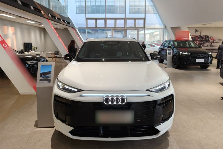 Used Audi Q6L e-tron 2026 First Launch Navigation Edition