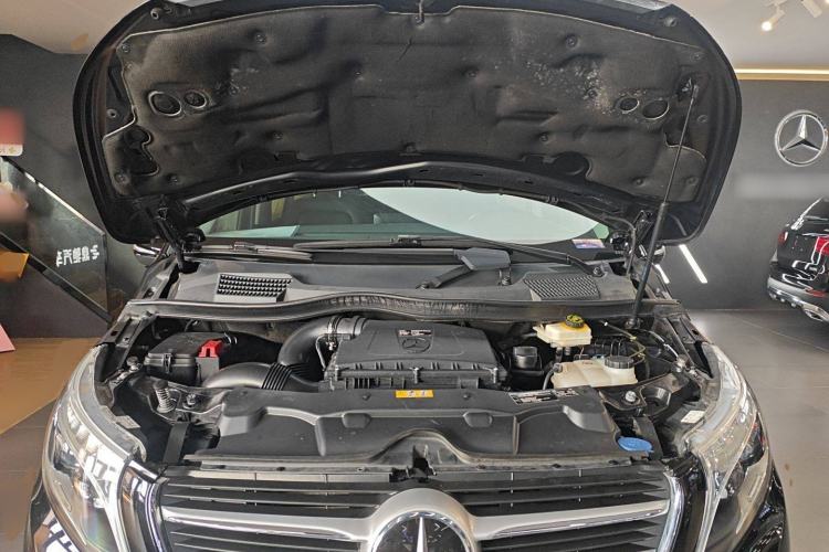 Used Mercedes-Benz V-Class 2018 V 260 Avantgarde Edition China VI