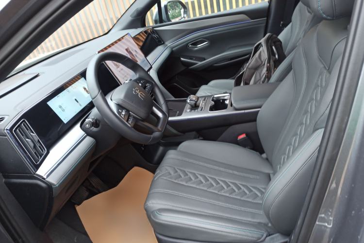 Used BYD Song L DM-i 2025 Intelligent Driving Version 160 km Beyond-Range Type
