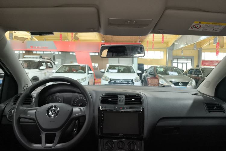 Used Volkswagen Polo 2018 1.5L Manual Drive-Comfort Model
