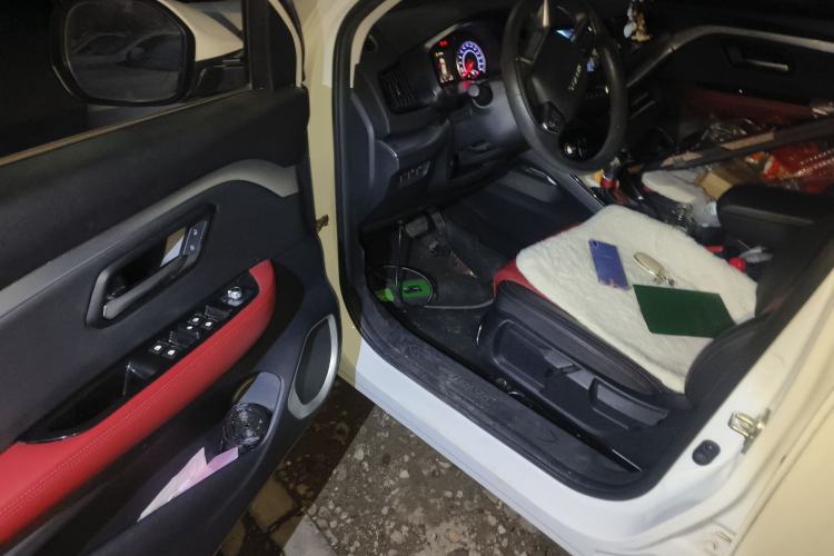 Used Haval H2s 2018 Blue Label 1.5T Dual-Clutch Fashion Edition
