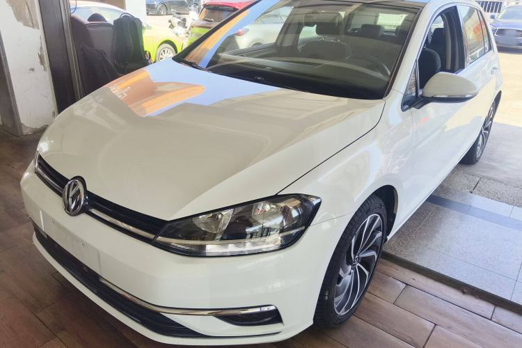 Used Volkswagen Golf 2018 230TSI Automatic Comfort Model

