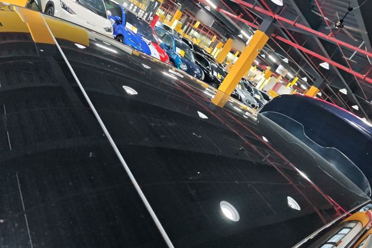 Used  Q07 2025 215 Prestige Edition
