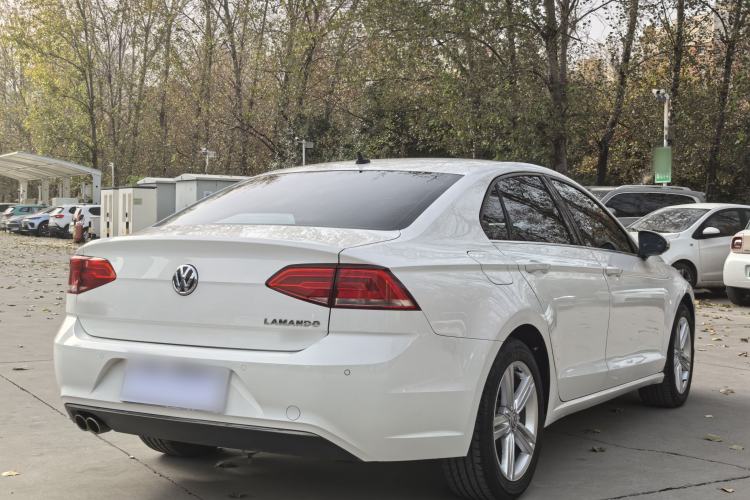 Used Volkswagen Lamando 2018 280TSI DSG Comfort Edition
