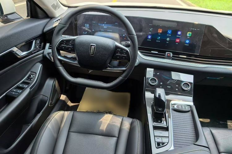 Used Bestune B70 2023 Third Generation 1.5T Automatic Enjoyment Version
