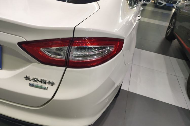 Used Ford Mondeo 2013 2.0L GTDi240 Flagship Edition
