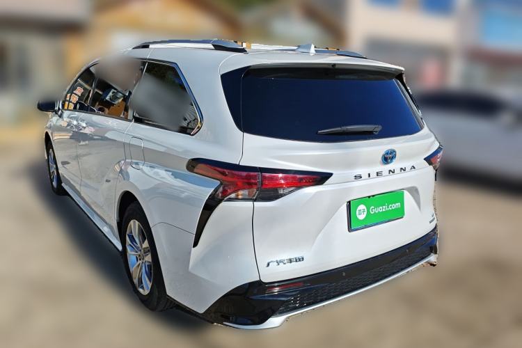 Used Toyota Sienna 2023 2.5L Hybrid Comfort Edition