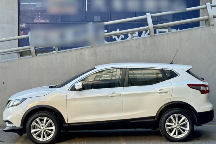 Used Nissan Qashqai 2016 2.0L CVT Elite Edition
