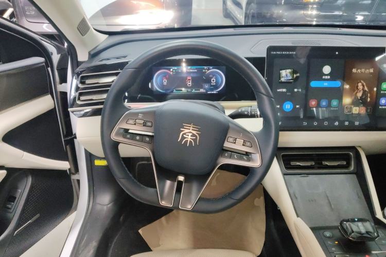 Used BYD Qin L 2024 DM-i 120KM Excellence Model
