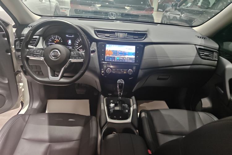 Used Nissan X-Trail 2022 2.0L Two-Wheel Drive Smart Connect & Comfort Edition