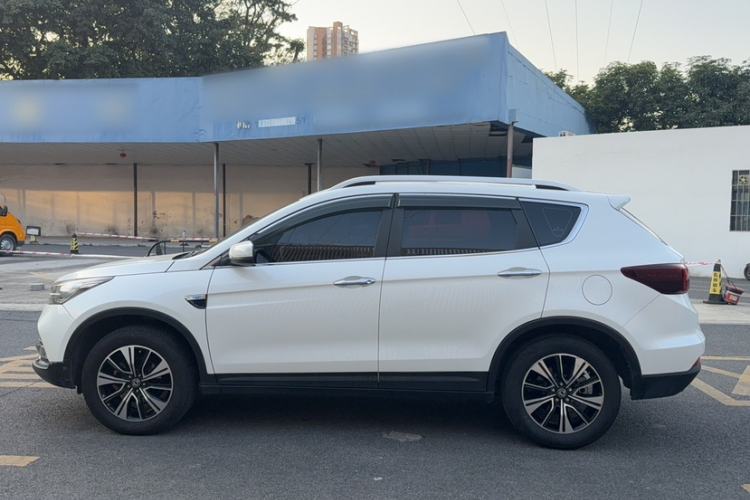 Used Dongfeng Aeolus AX7 2018 Classic 1.6T Automatic Elite Model