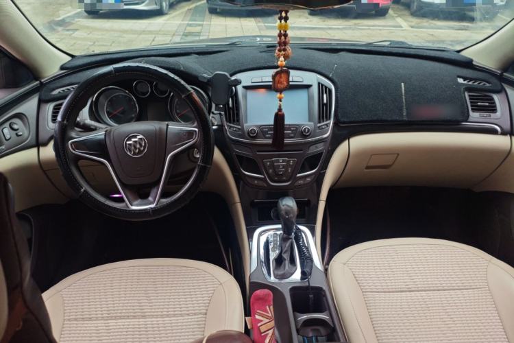 Used Buick Regal 2015 2.0L Leading Fashion Edition