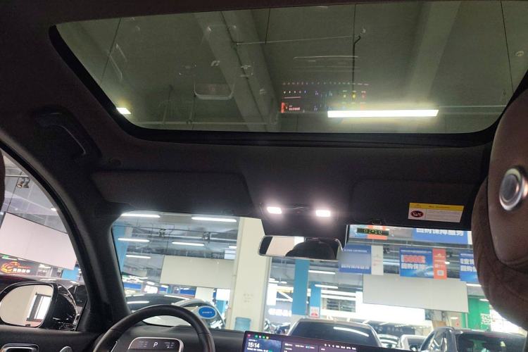 Used Li Auto L8 2023 Pro Model
