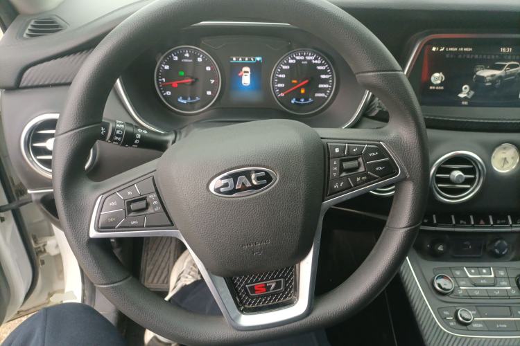 Used  Refine S7 2018 Super Edition 251T Automatic Supreme 5-Seater