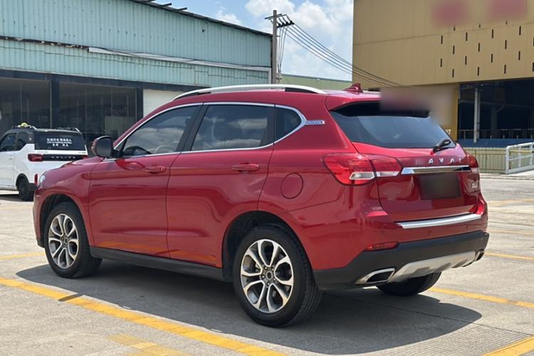 Used Haval H2 2017 Blue Label 1.5T Manual Two-Wheel-Drive Prestige Model
