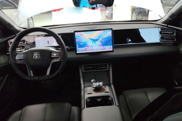 Used BYD Qin L 2025 DM-i Smart Drive 80KM Leading Model
