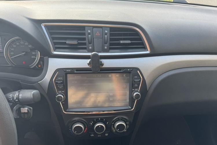 Used Suzuki Alivio 2015 1.6L Automatic Comfort Model
