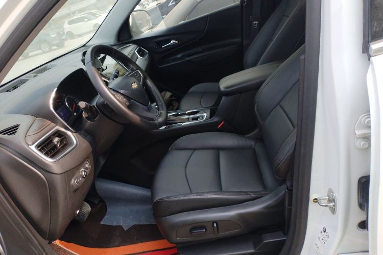 Used Chevrolet Equinox 2019 535T Automatic YuJie Edition China VI
