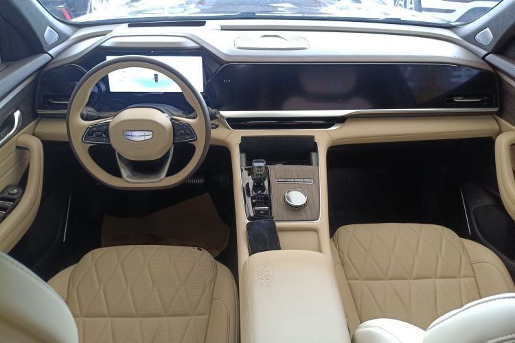 Used Geely Auto Monjaro L 2025 Dongfang Yao 2.0TD Automatic Lanxing Edition
