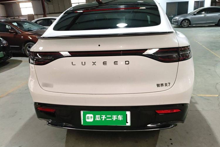 Used Hima Luxeed R7 2024 All-Electric 802 km Max
