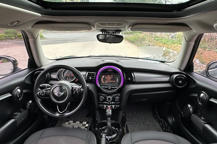 Used  MINI 2014 1.5T COOPER Fun
