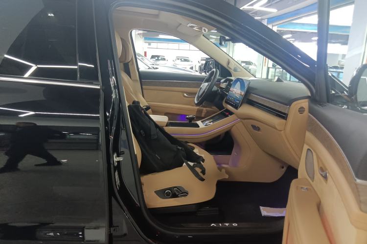 Used Hima AITO M7 2022 1.5T Four-Wheel Drive Luxury Edition