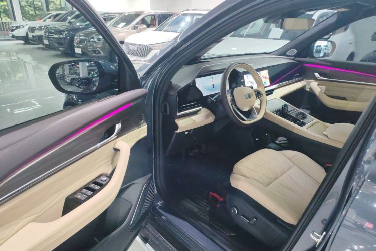 Used Geely Auto Monjaro L 2025 Dongfang Yao 2.0TD Automatic Lanxing Edition
