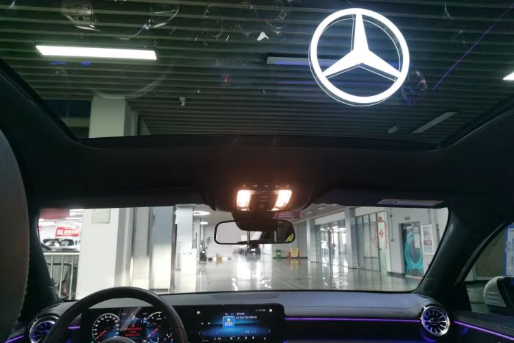 Used Mercedes-Benz A-Class 2022 Revised Version A 200 L Sport Sedan Fashionable Style