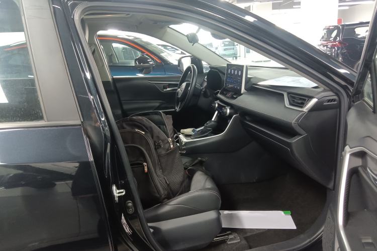 Used Toyota Wildlander 2020 2.0L CVT Two-Wheel Drive Luxury Edition