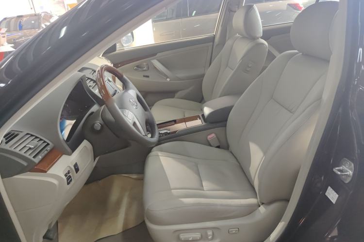 Used Toyota Camry 2013 200G Classic Luxury Edition
