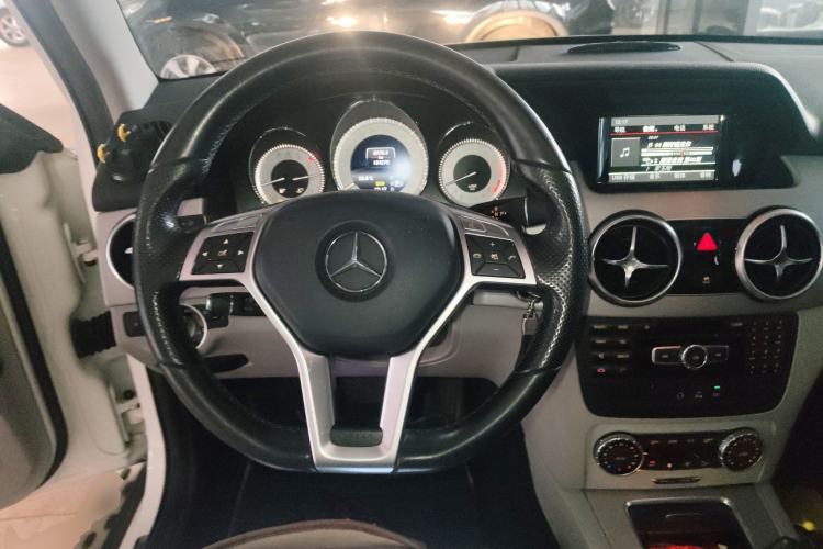 Used Mercedes-Benz GLK-Class 2015 GLK 260 4MATIC Dynamic Edition Ultimate Version