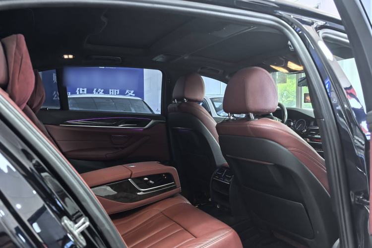 Used BMW 5 Series 2019 530Li Leading Model M Sport Package
