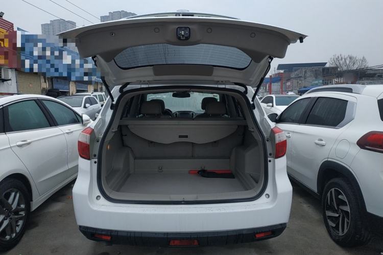 Used Venucia T70 2015 2.0L CVT Smart Edition