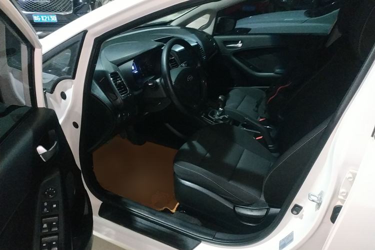 Used Kia K3 2016 1.6L Manual GL
