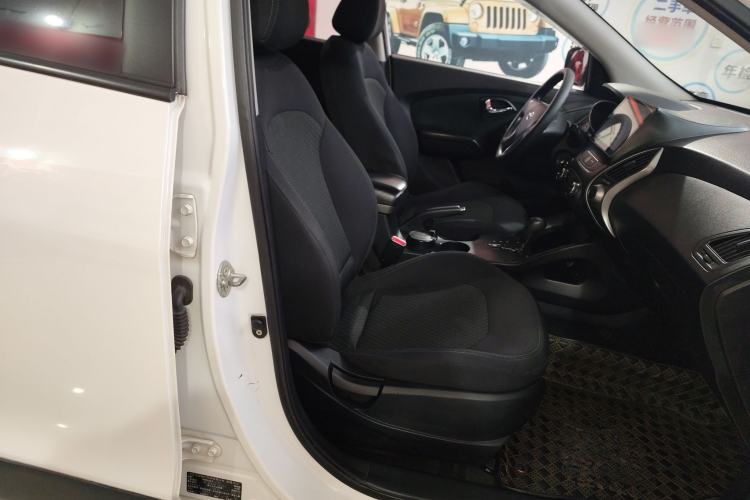 Used Hyundai ix35 2013 2.0L Automatic 2WD Comfort GL China IV Standard