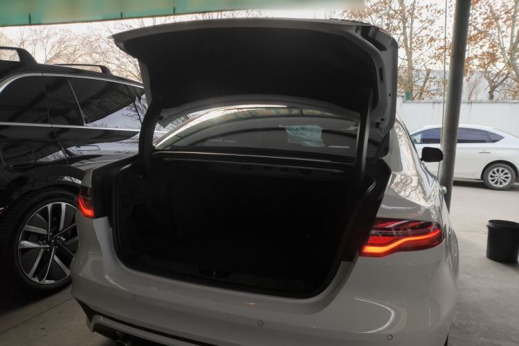 Used Jaguar XEL 2024 2.0T 250 PS R-DYNAMIC S Advanced Sport Edition