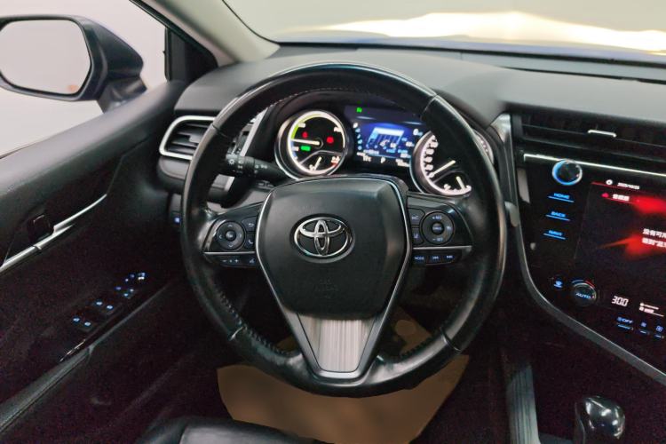 Used Toyota Camry 2019 Dual-Engine 2.5 HG Luxury Edition China V Standard