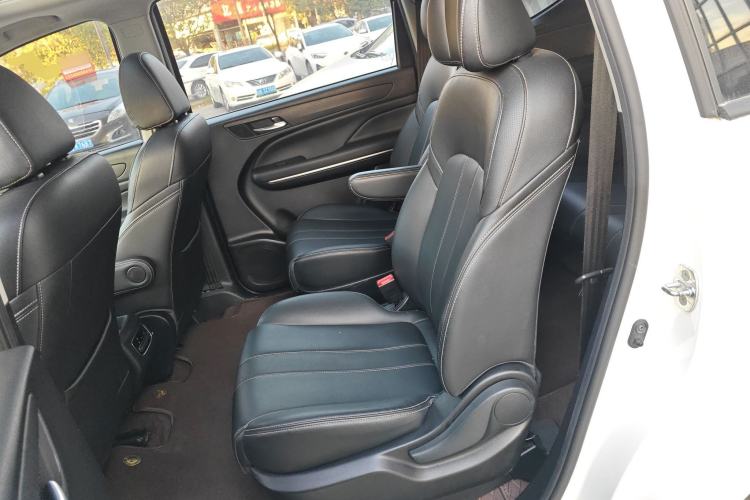 Used GAC Trumpchi M6 2021 270T DCT Luxury Edition (7 Seats)