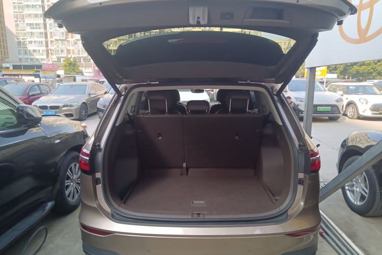 Used Volkswagen Viloran 2020 380TSI Prestige Edition
