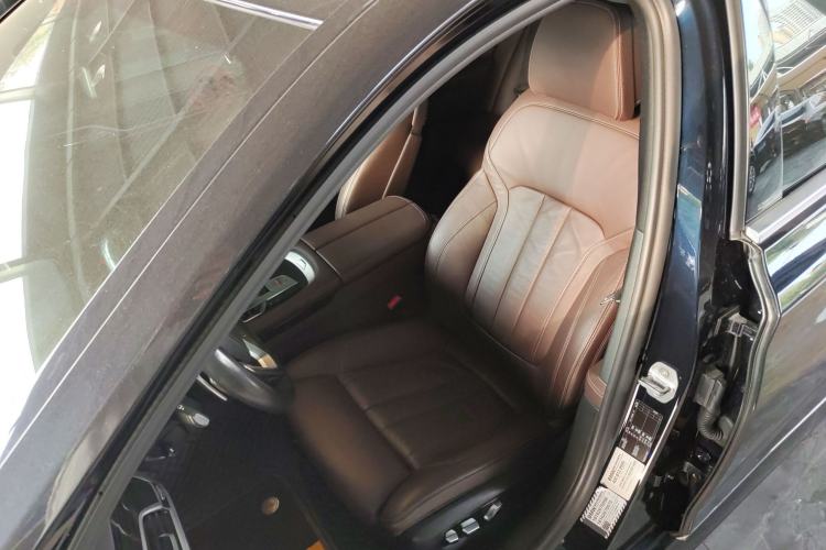 Used BMW 7 Series 2018 730Li Leading Model M Sport Package
