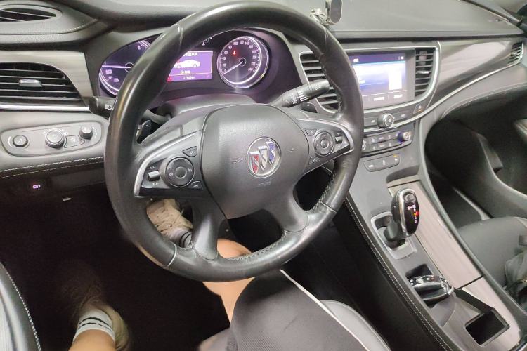 Used Buick LaCrosse 2021 652T Luxury Model
