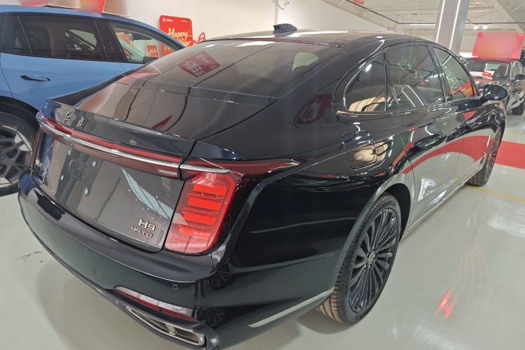 Used Hongqi H9 2025 Model Facelifted 2.0T Two-Wheel Drive Flag-Style Private Enjoyment Fashion Edition, 5 Seats
