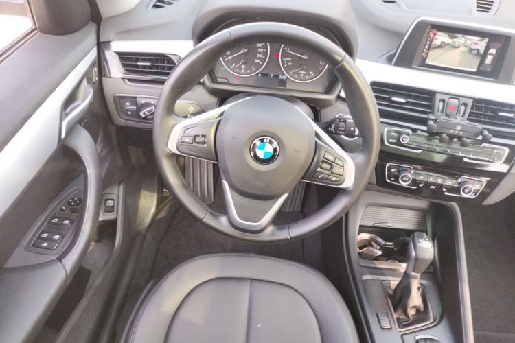 Used BMW X1 2016 sDrive18Li Premium Edition
