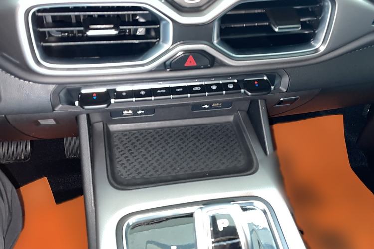 Used Geely Auto Haoyue 2020 1.8TD DCT Flagship 7-Seater
