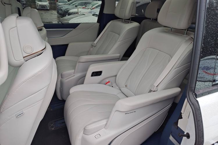 Used Buick GL8 New Energy 2024 Lu Zun Luxury Edition 7-Seater
